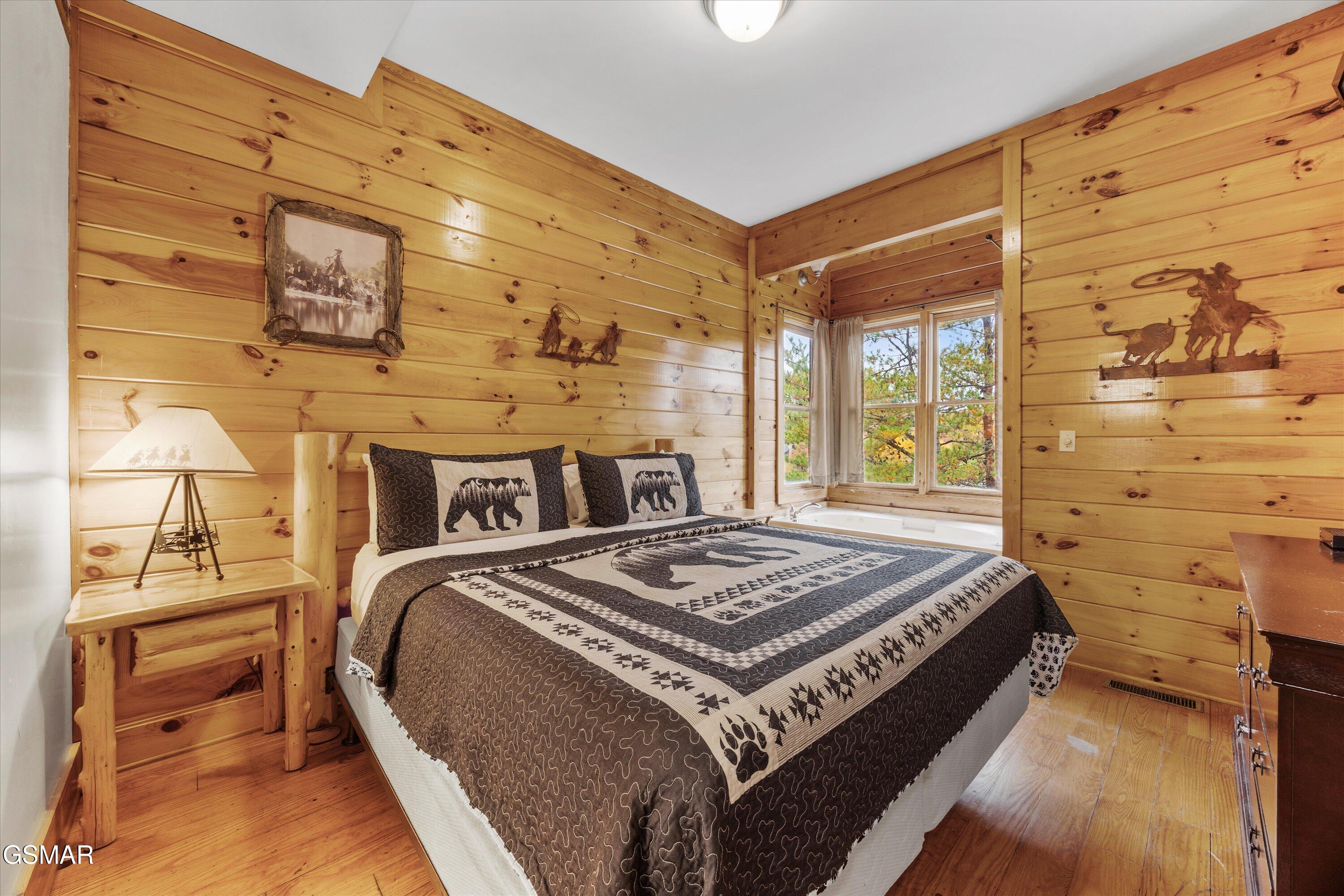 2818 Seth Road Pigeon Forge TN 37863