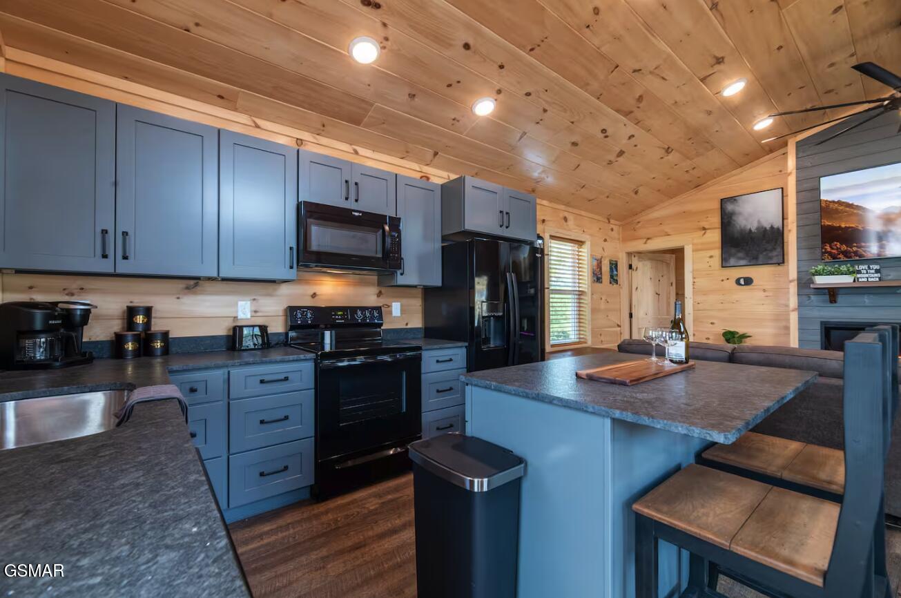 850 Blue Herring Way Sevierville TN 37876