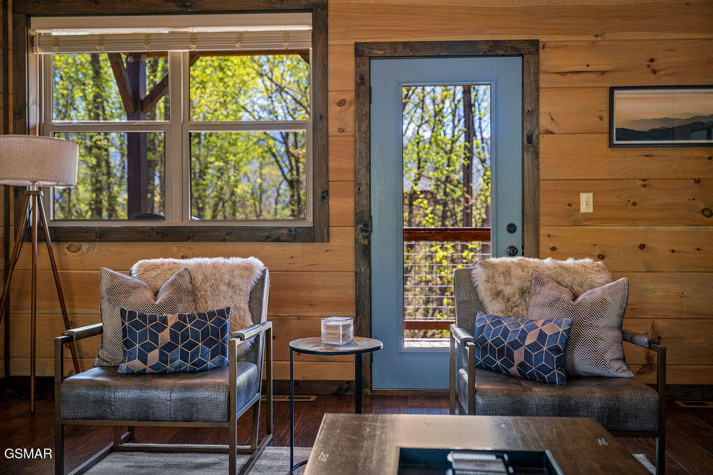 834 Pine Top Lane Gatlinburg TN 37738