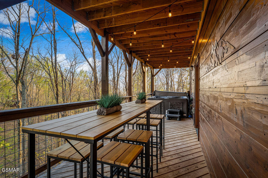 834 Pine Top Lane Gatlinburg TN 37738