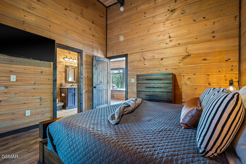 834 Pine Top Lane Gatlinburg TN 37738