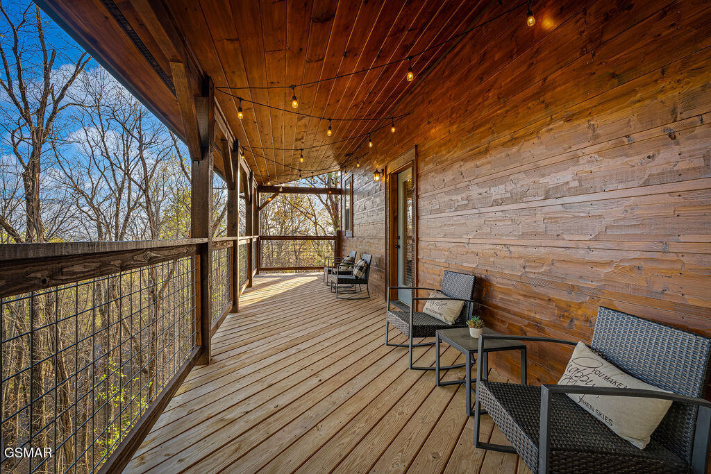 834 Pine Top Lane Gatlinburg TN 37738