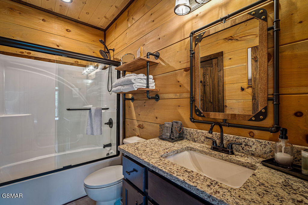 834 Pine Top Lane Gatlinburg TN 37738