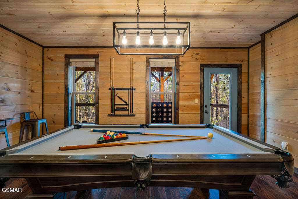 834 Pine Top Lane Gatlinburg TN 37738