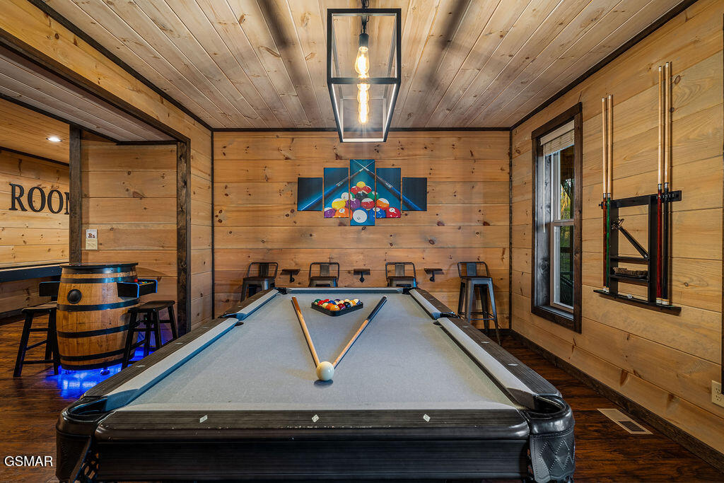 834 Pine Top Lane Gatlinburg TN 37738