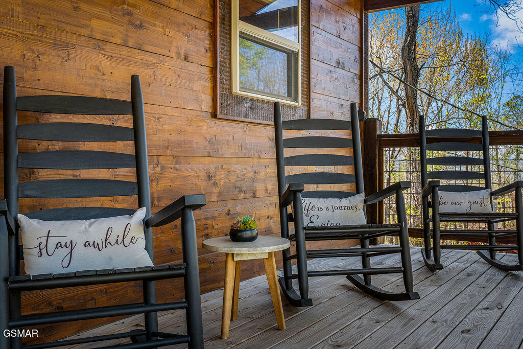 834 Pine Top Lane Gatlinburg TN 37738
