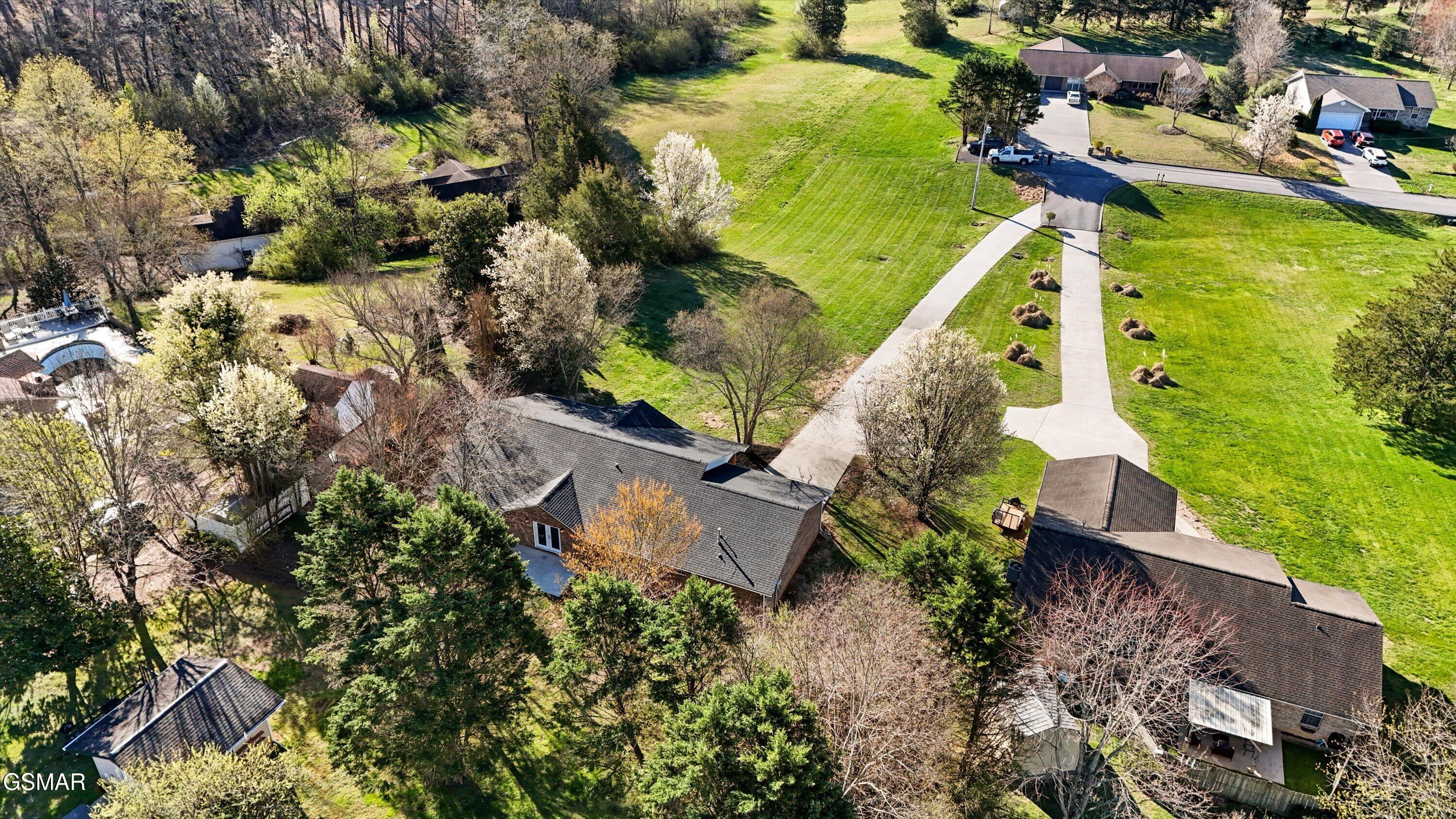 1533 Haley Lynn Road Sevierville TN 37862