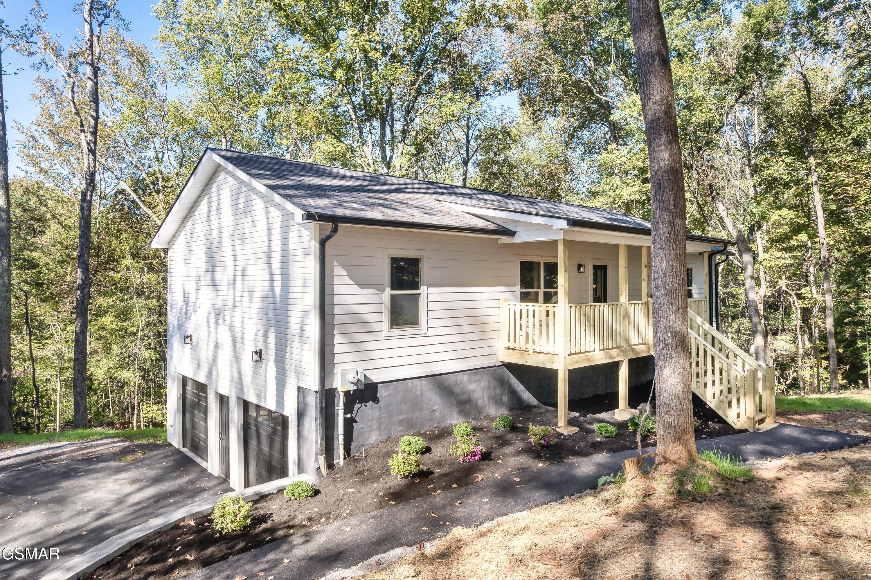 119 Walk In The Trees New Market TN 37820