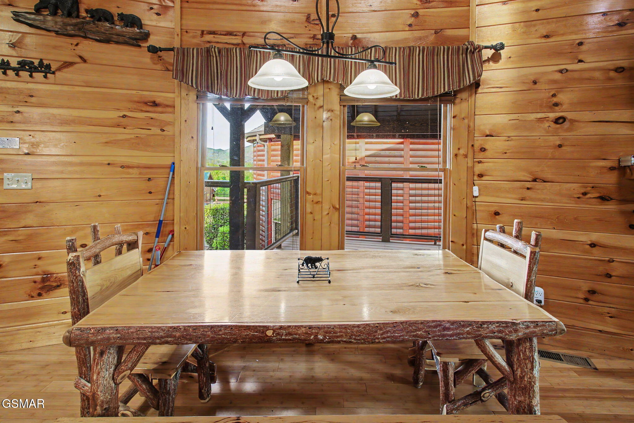 1086 Towering Oaks Drive Sevierville TN 37876