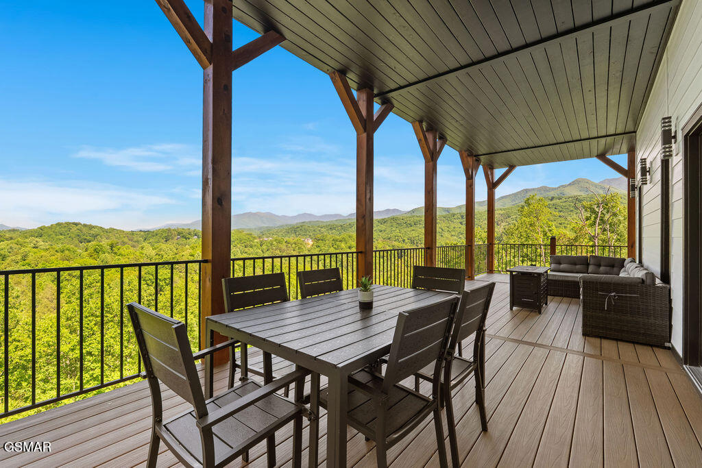 611 Ivy Road Gatlinburg TN 37738