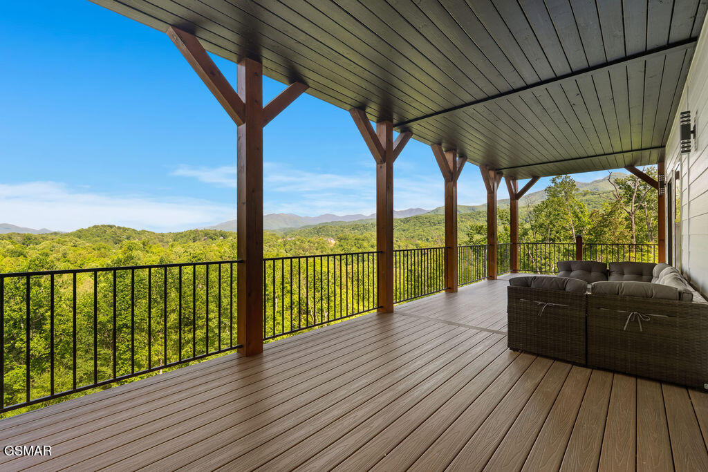 611 Ivy Road Gatlinburg TN 37738