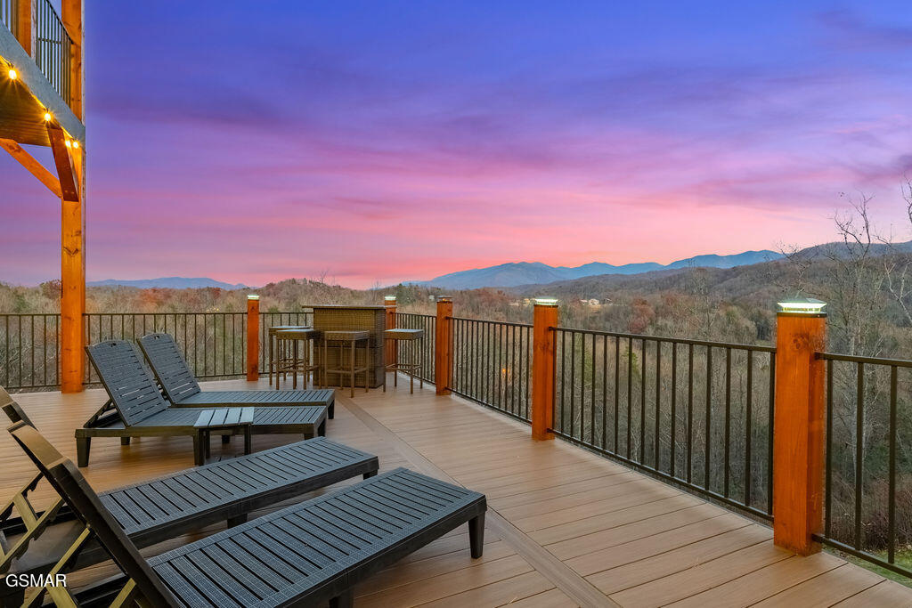611 Ivy Road Gatlinburg TN 37738
