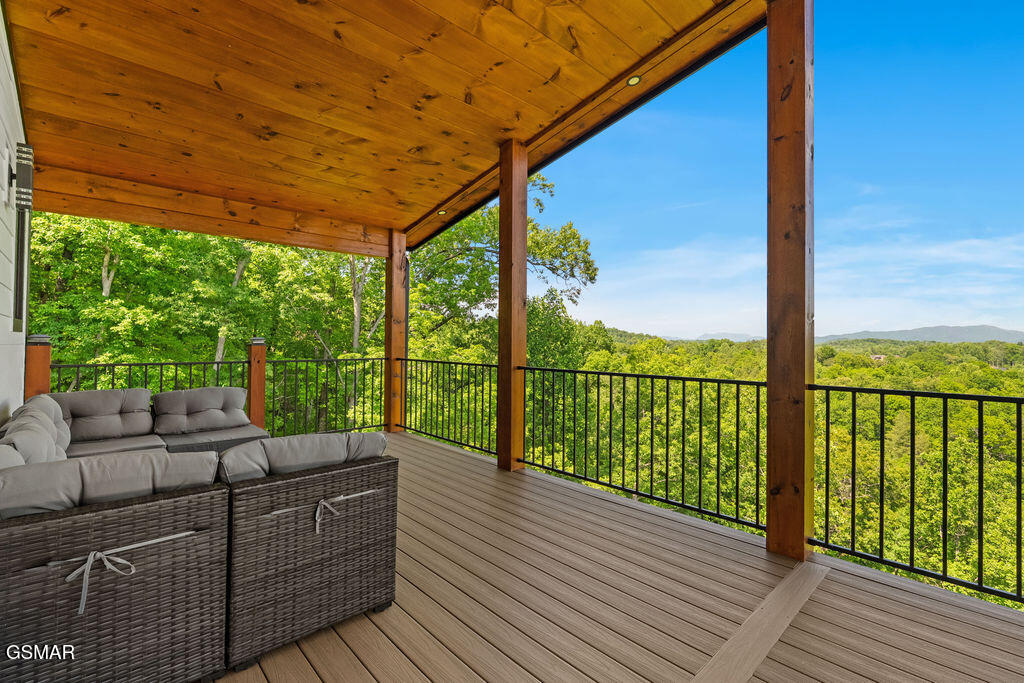 611 Ivy Road Gatlinburg TN 37738