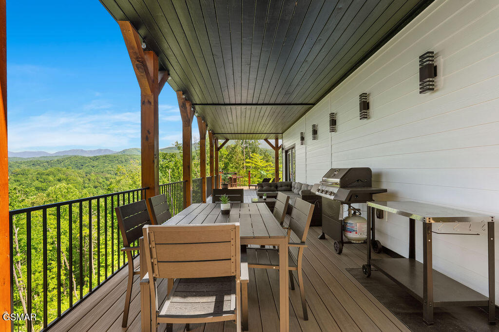 611 Ivy Road Gatlinburg TN 37738