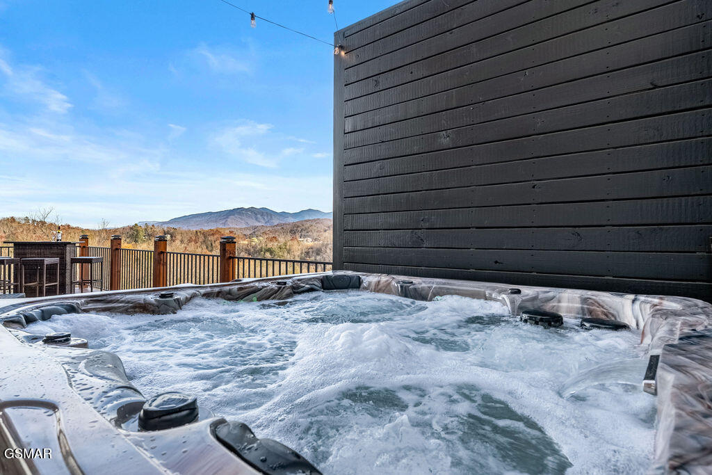 611 Ivy Road Gatlinburg TN 37738