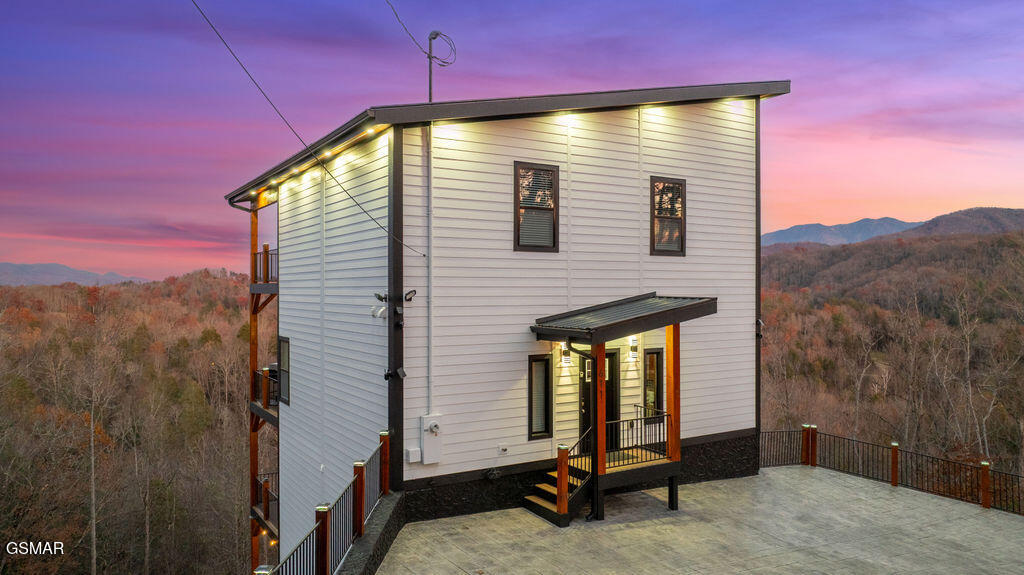 611 Ivy Road Gatlinburg TN 37738