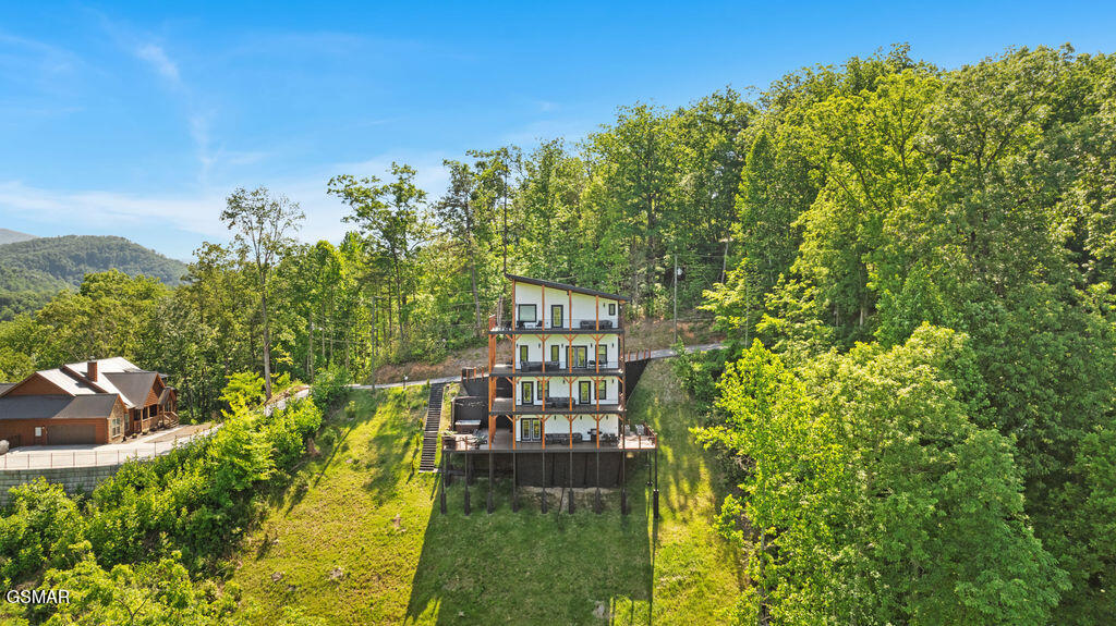 611 Ivy Road Gatlinburg TN 37738