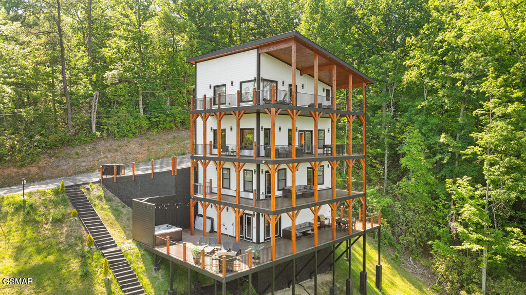 611 Ivy Road Gatlinburg TN 37738