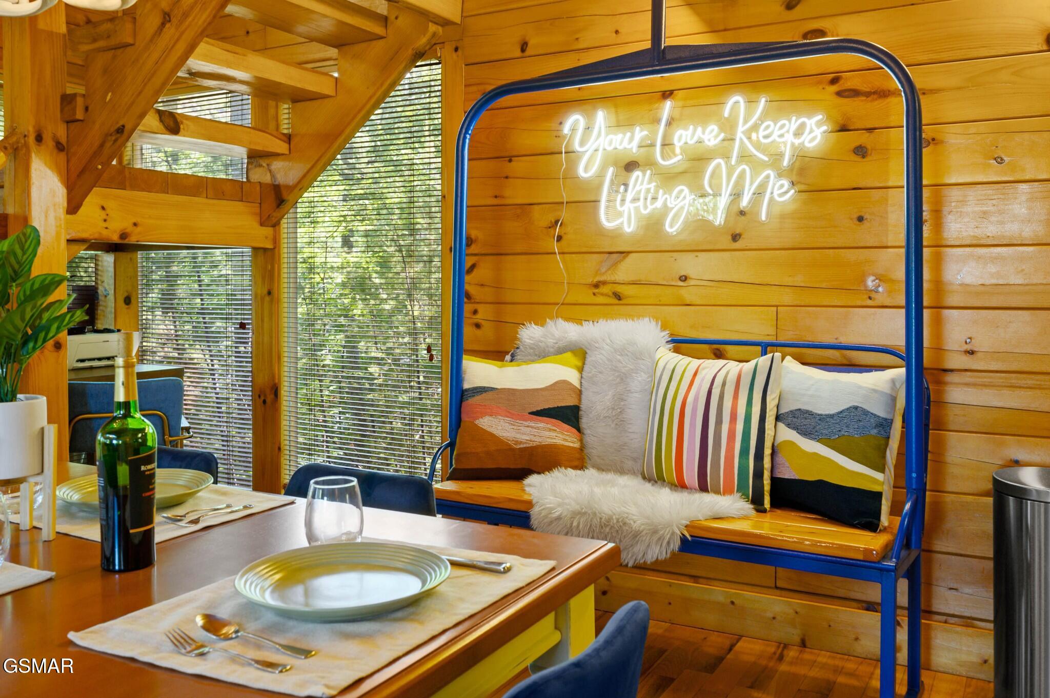 1105 Autumn Path Way Sevierville TN 37862