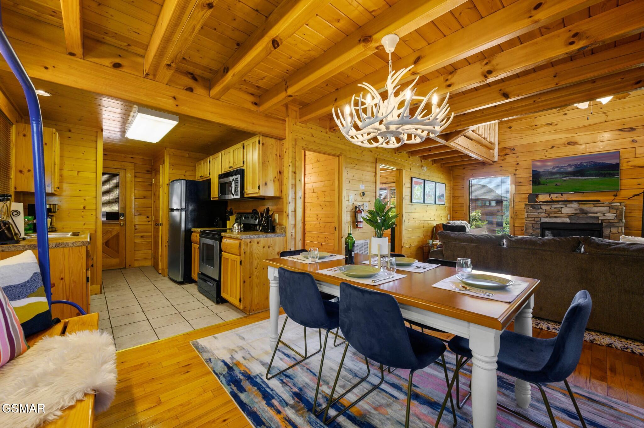 1105 Autumn Path Way Sevierville TN 37862