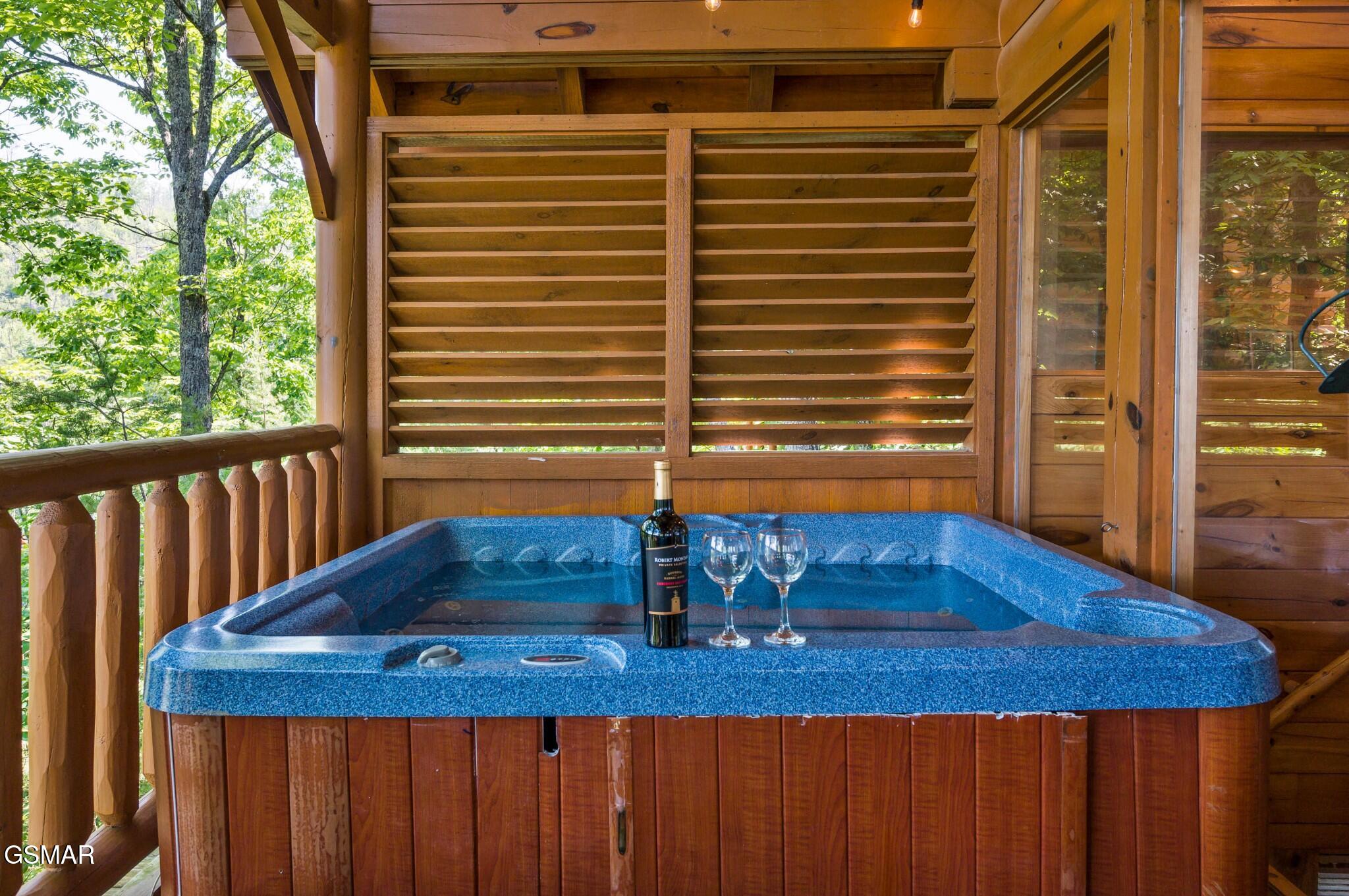 1105 Autumn Path Way Sevierville TN 37862