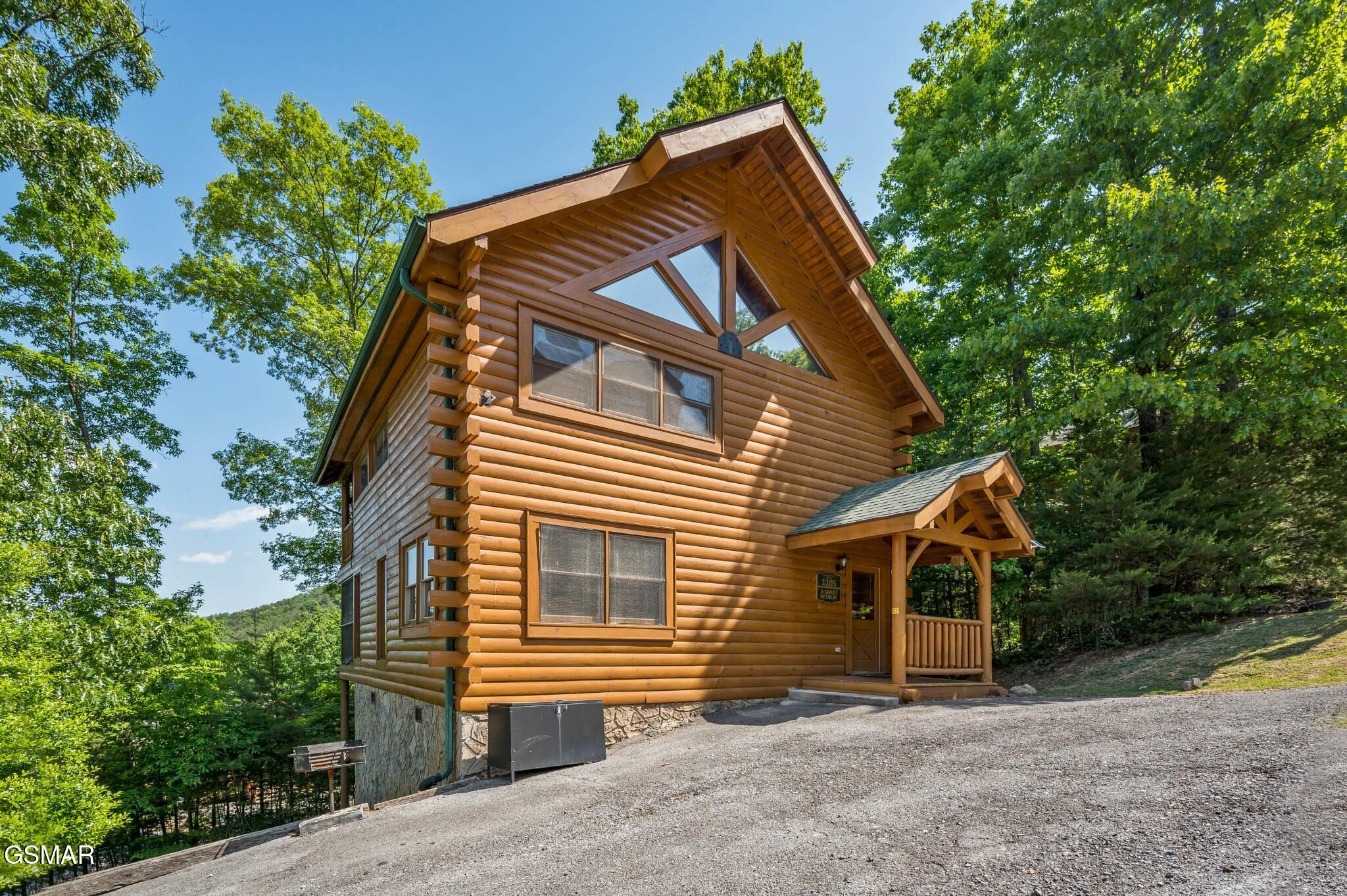 1105 Autumn Path Way Sevierville TN 37862