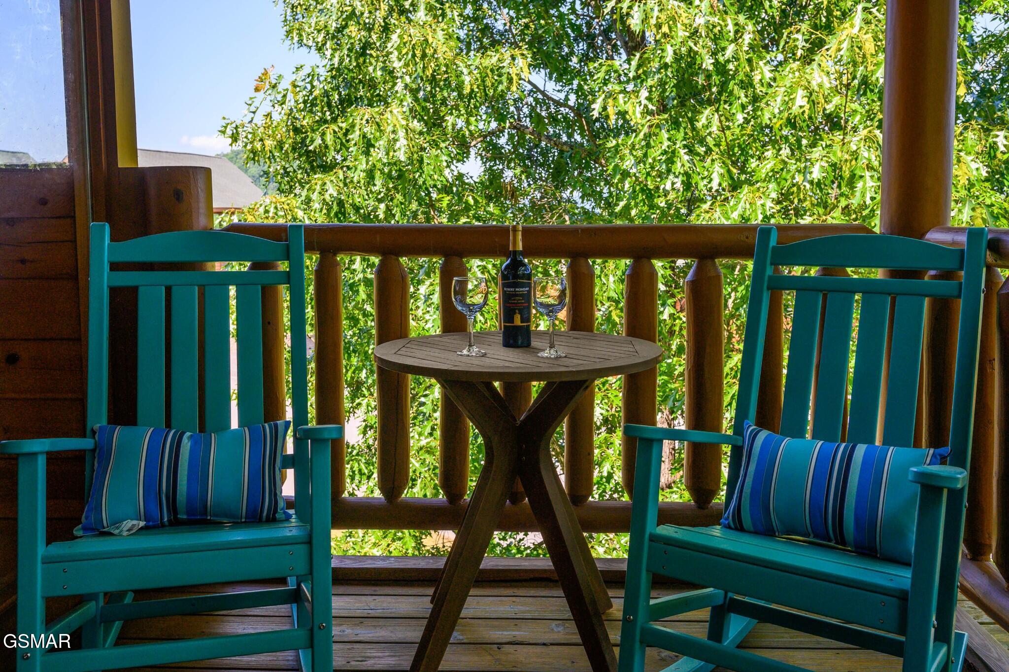 1105 Autumn Path Way Sevierville TN 37862