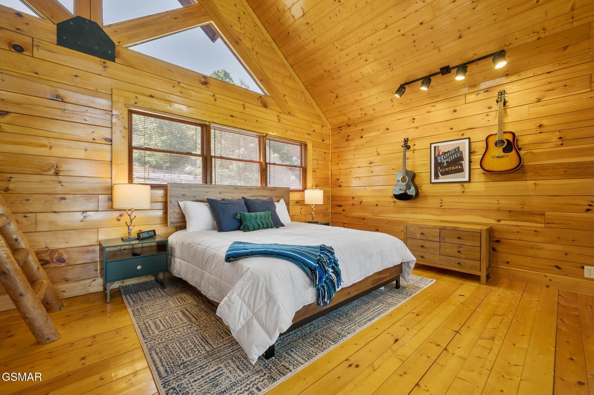 1105 Autumn Path Way Sevierville TN 37862