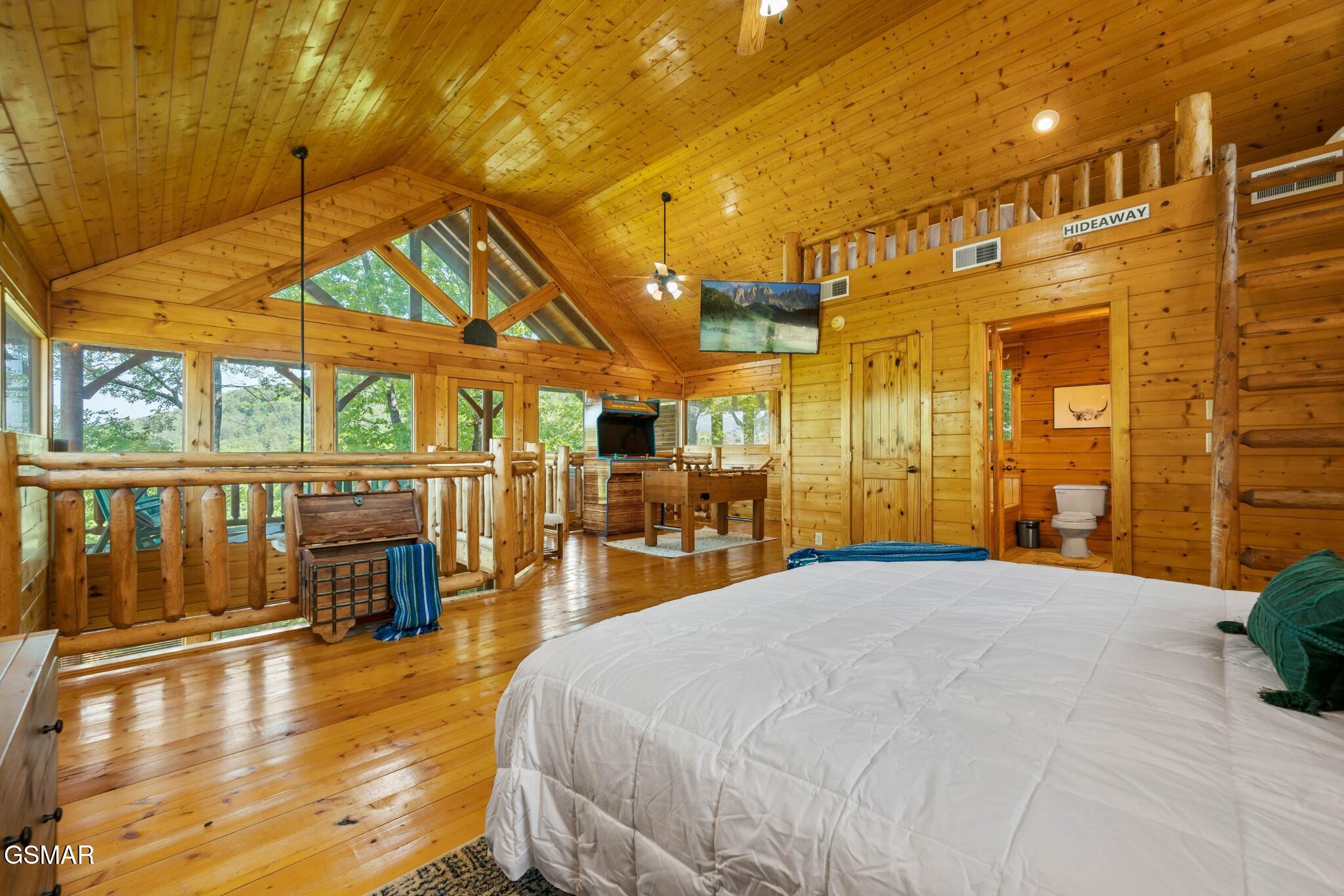 1105 Autumn Path Way Sevierville TN 37862