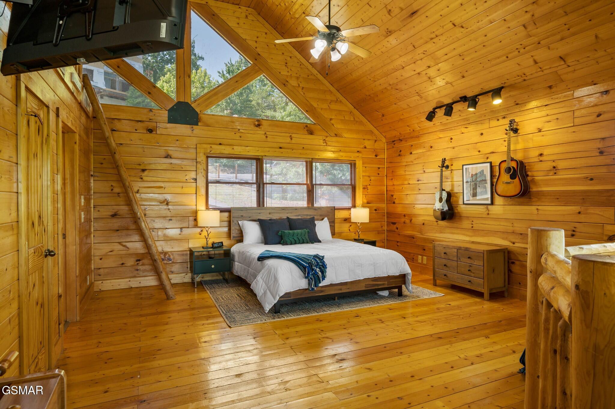 1105 Autumn Path Way Sevierville TN 37862