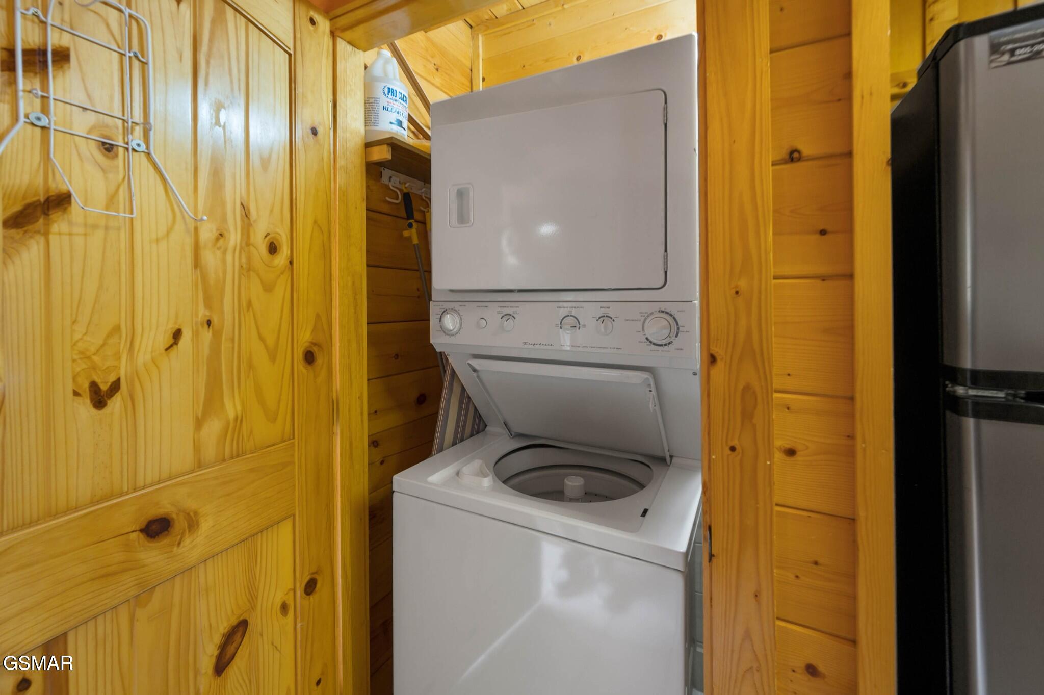 1105 Autumn Path Way Sevierville TN 37862