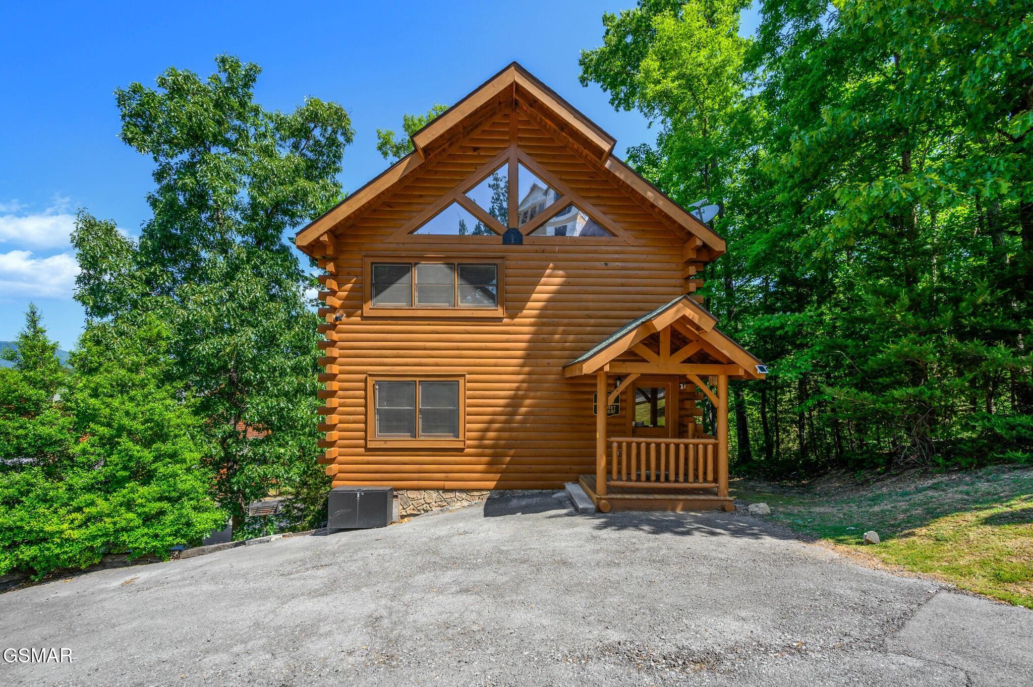 1105 Autumn Path Way Sevierville TN 37862