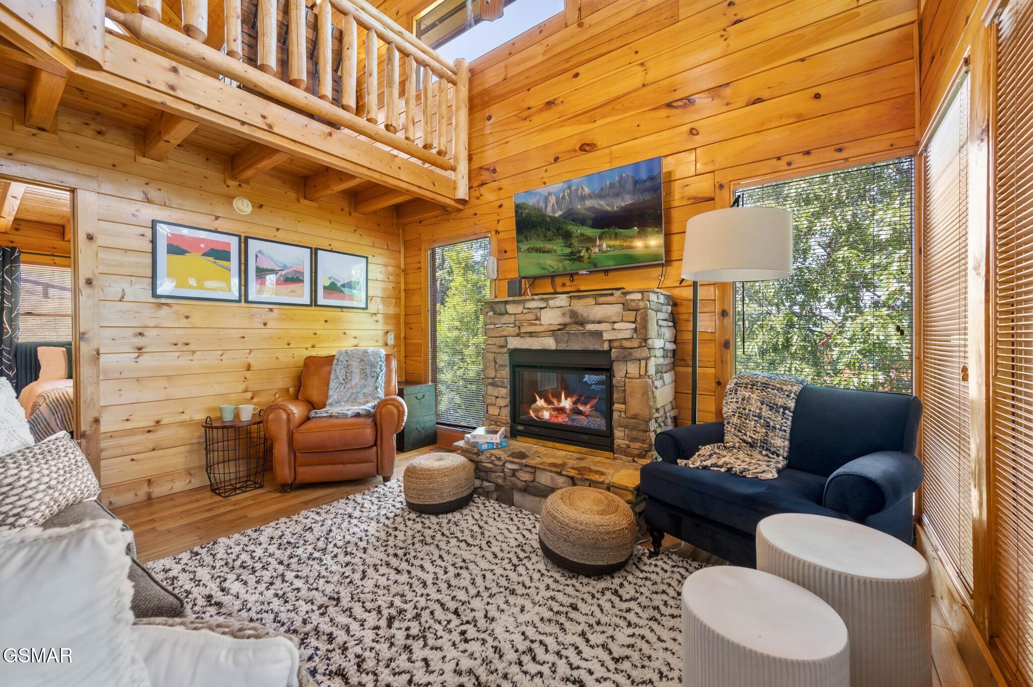 1105 Autumn Path Way Sevierville TN 37862