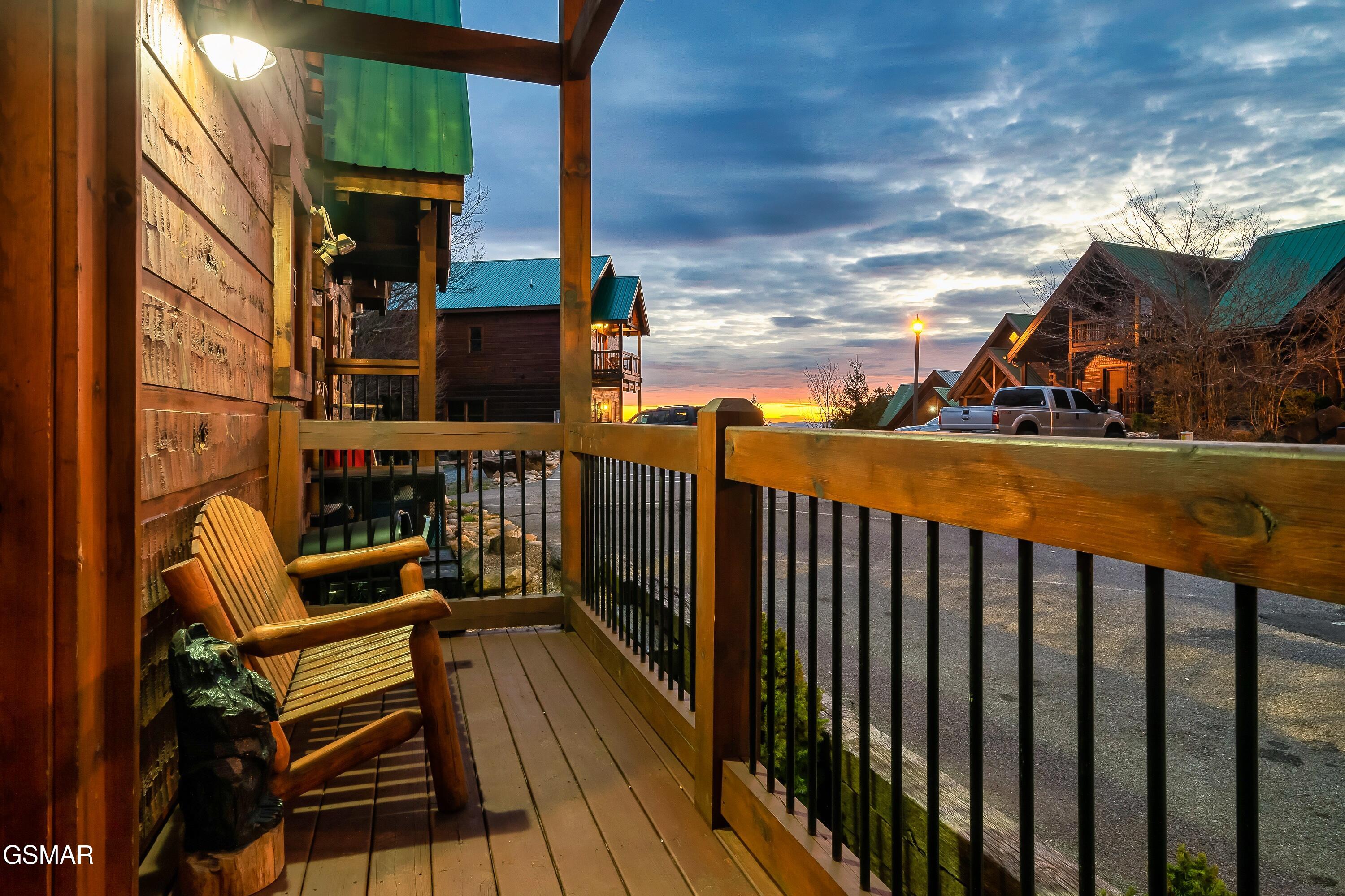 1255 Bear Cub Way Gatlinburg TN 37738