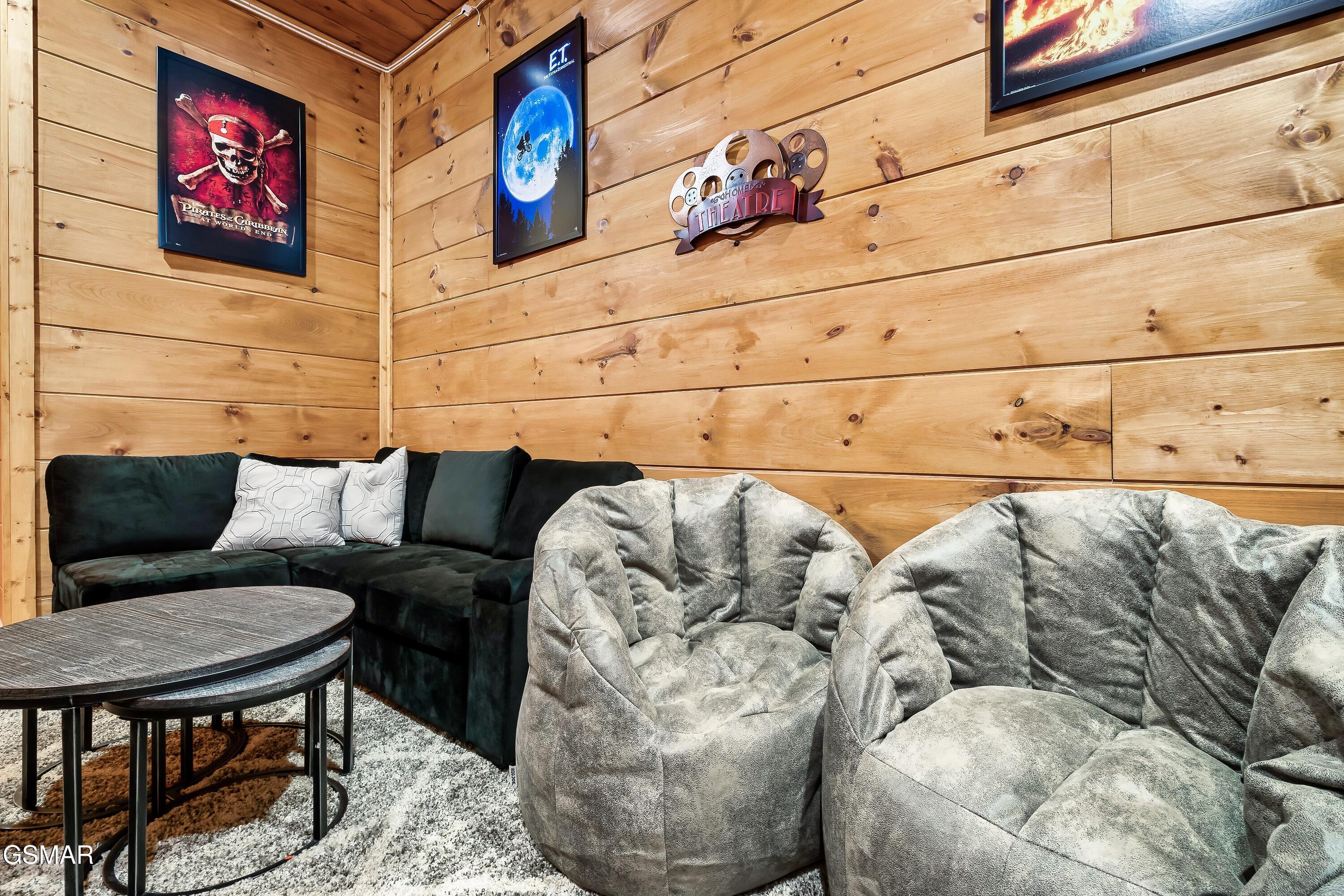 1255 Bear Cub Way Gatlinburg TN 37738