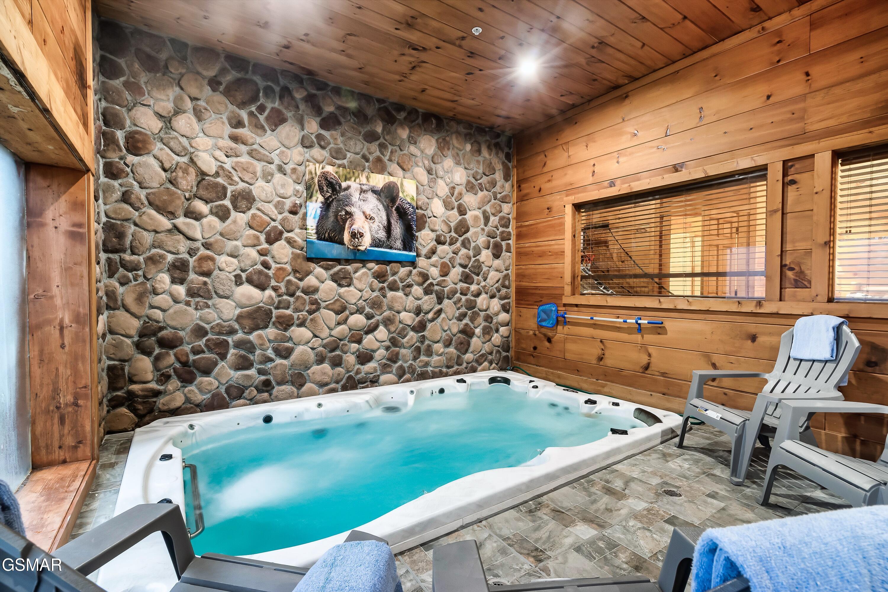 1255 Bear Cub Way Gatlinburg TN 37738
