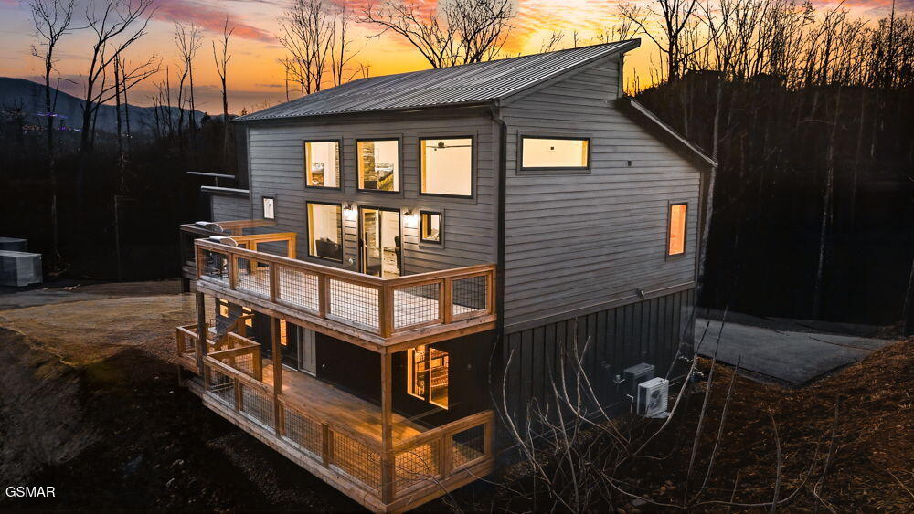 638 Ridge Top Loop Gatlinburg TN 37738