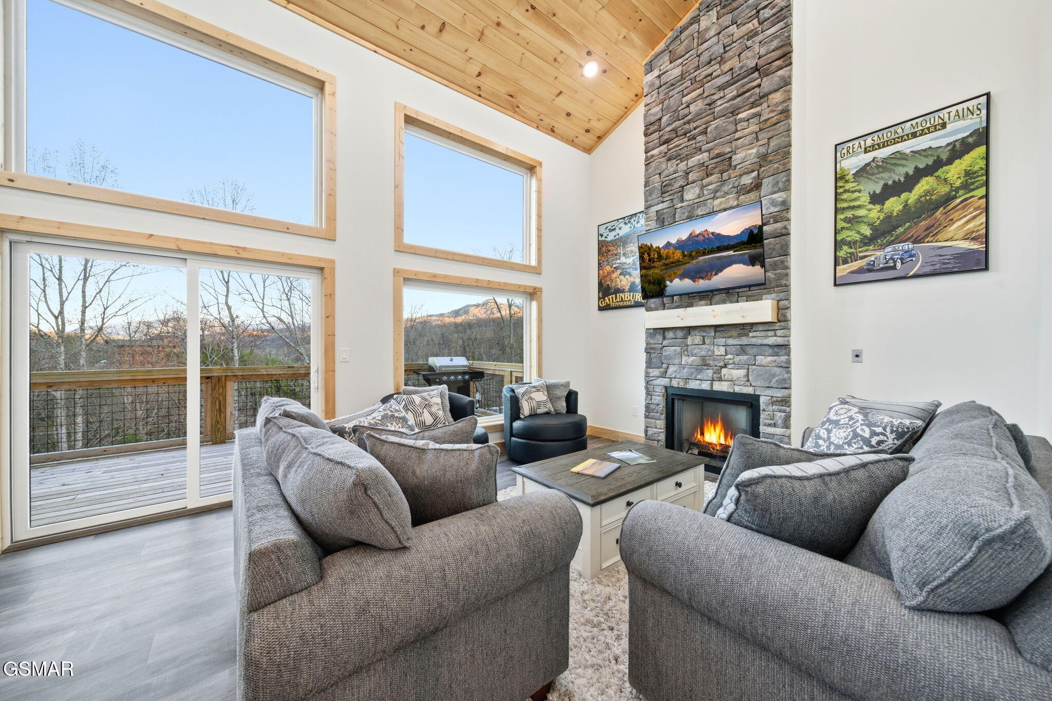 638 Ridge Top Loop Gatlinburg TN 37738