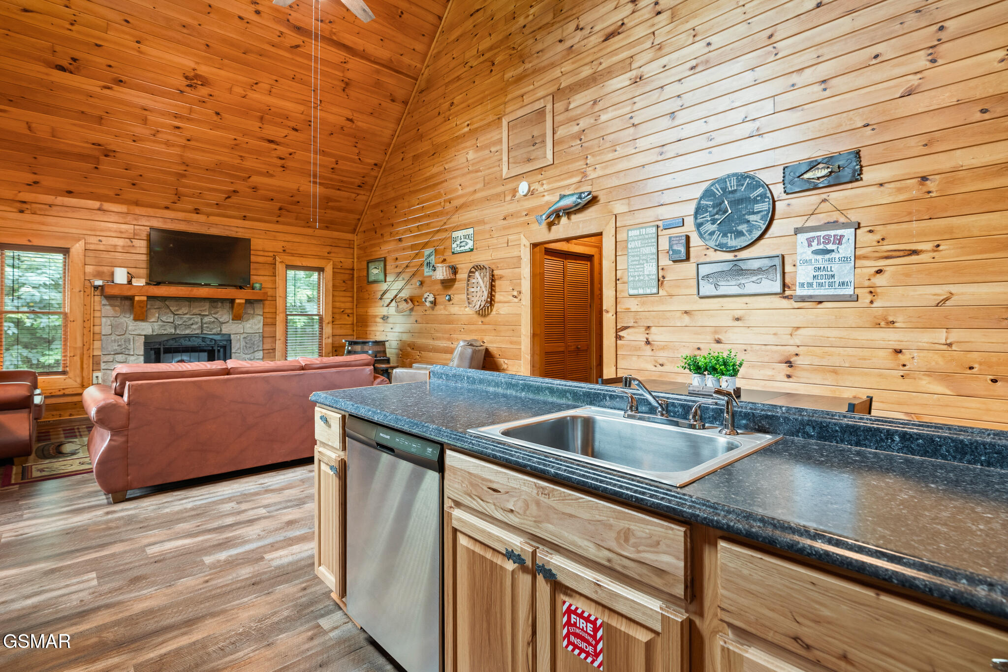 1915 Leatherwood Lane Sevierville TN 37862
