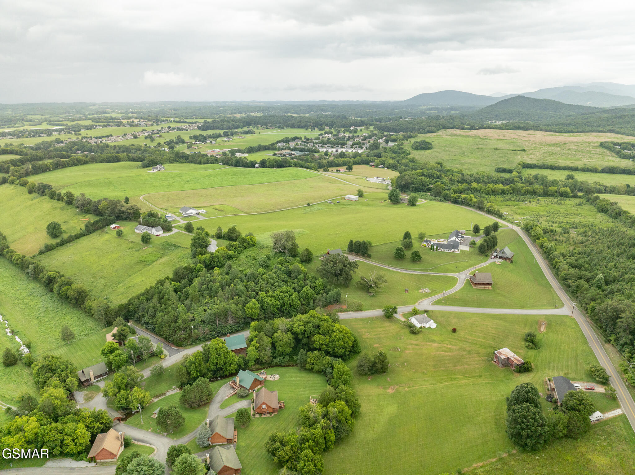 1915 Leatherwood Lane Sevierville TN 37862