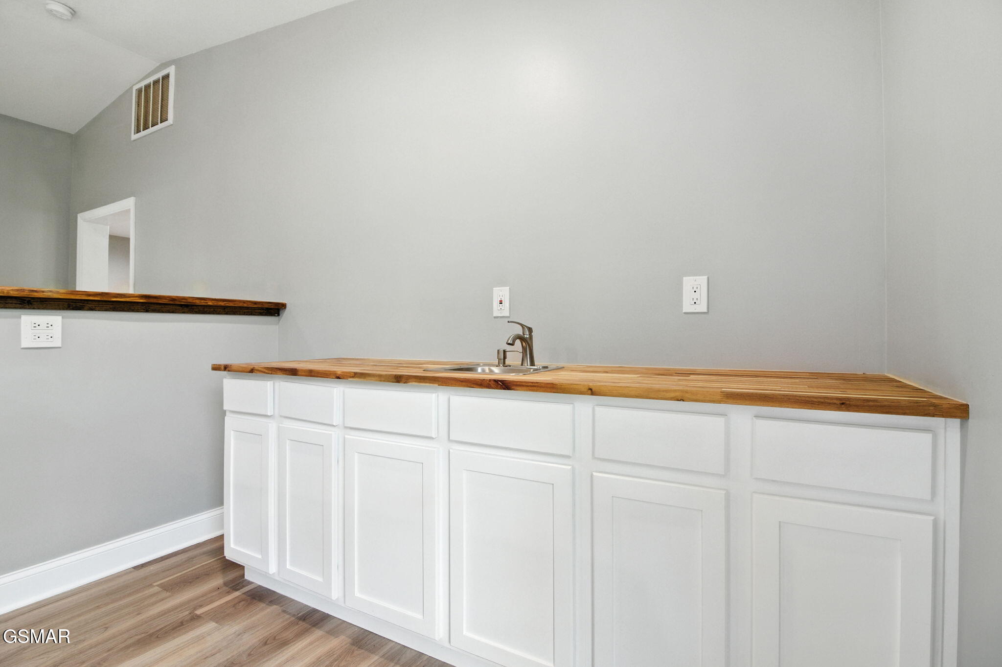 2720 Hodges Ferry Road Kodak TN 37764