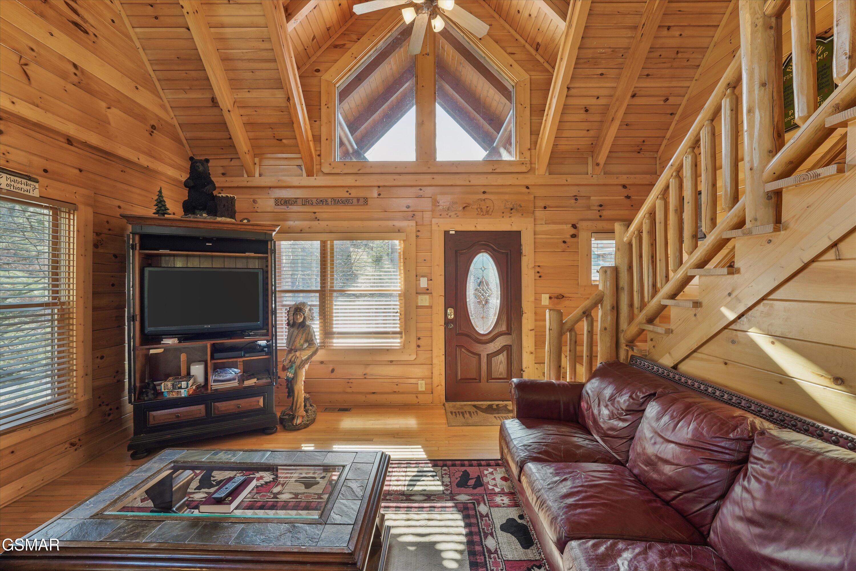 1679 Mountain Lodge Way Pigeon Forge TN 37862