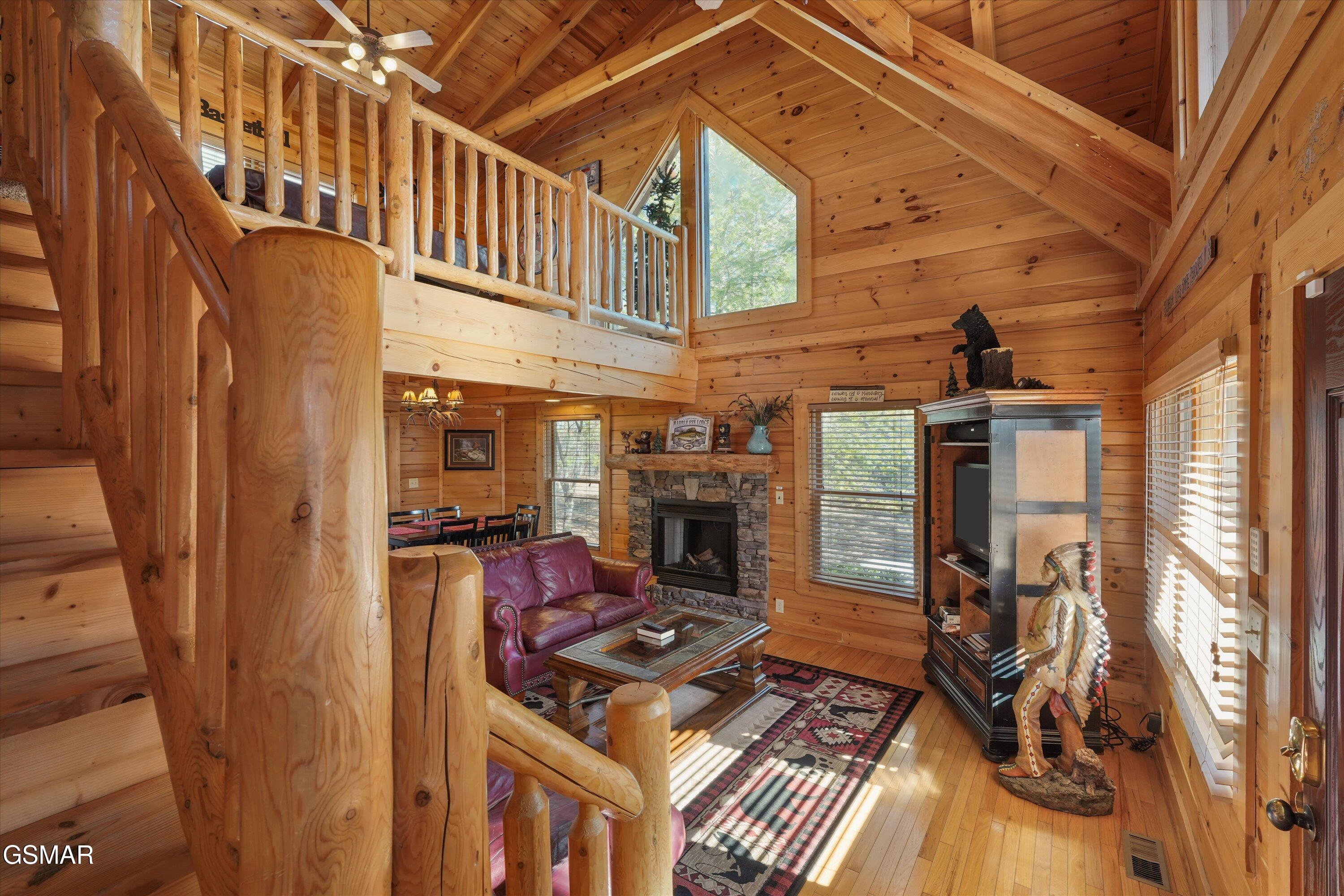 1679 Mountain Lodge Way Pigeon Forge TN 37862