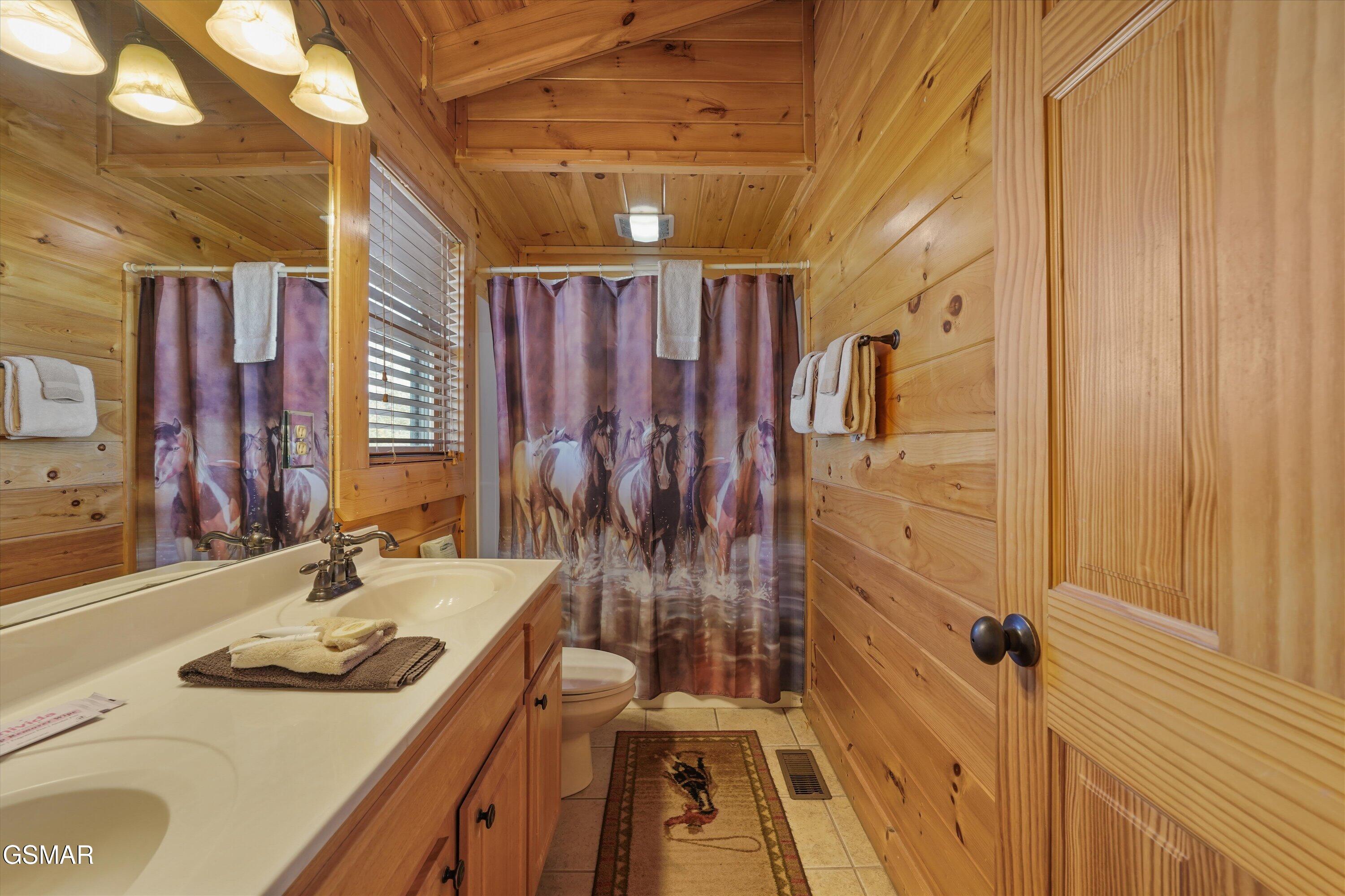 1679 Mountain Lodge Way Pigeon Forge TN 37862