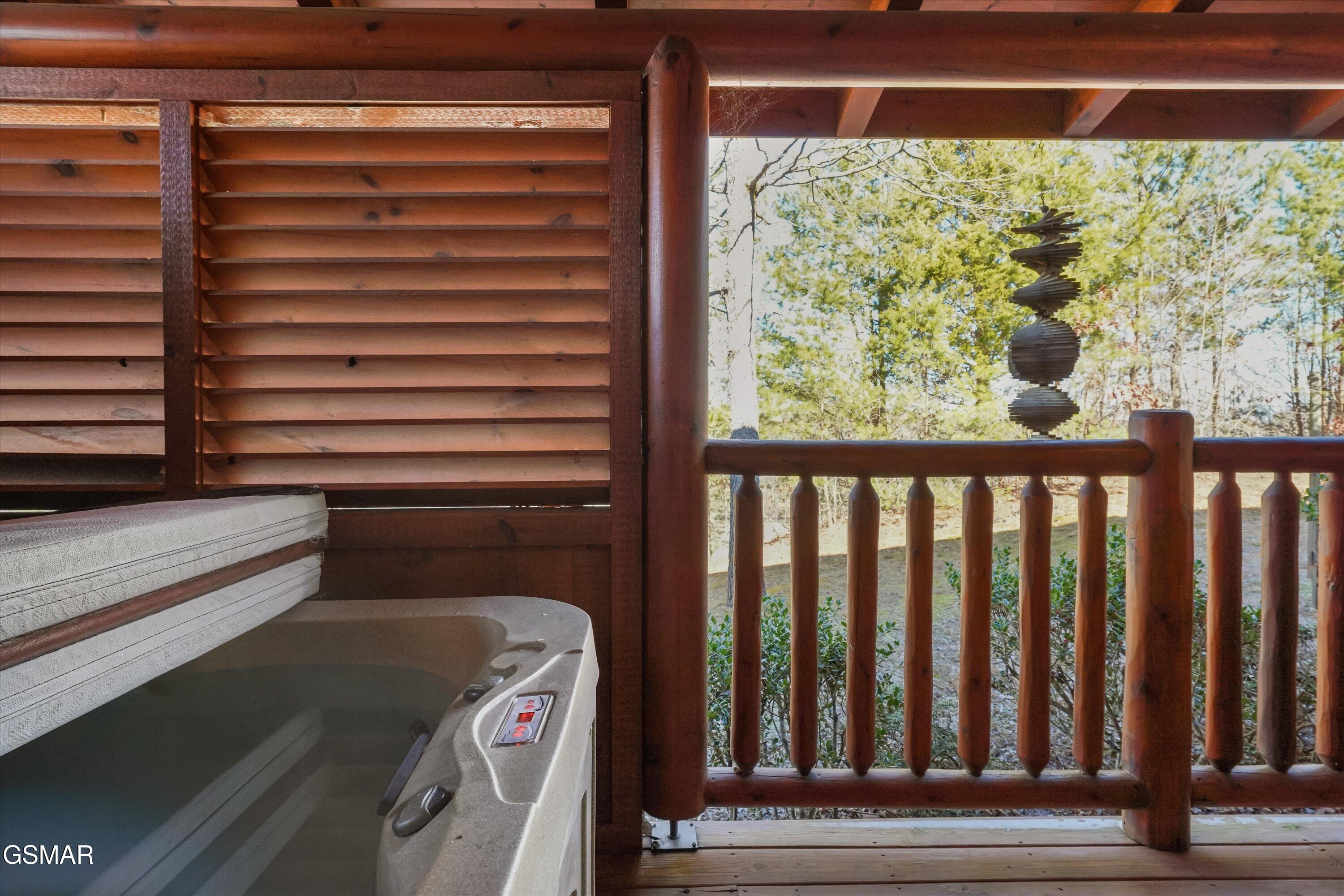 1679 Mountain Lodge Way Pigeon Forge TN 37862