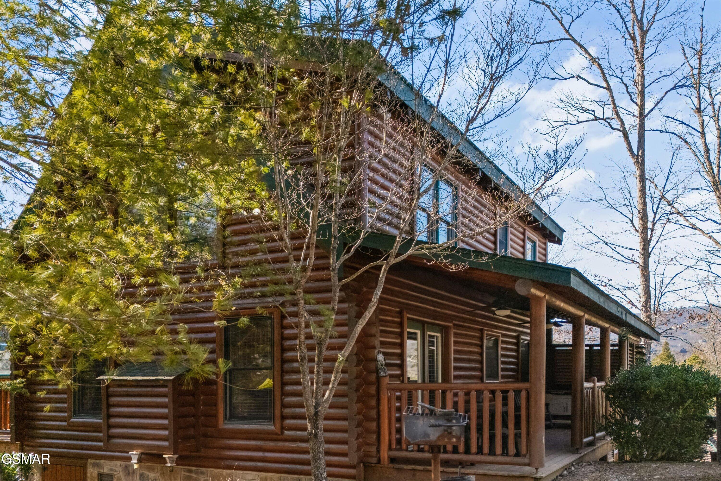 1679 Mountain Lodge Way Pigeon Forge TN 37862