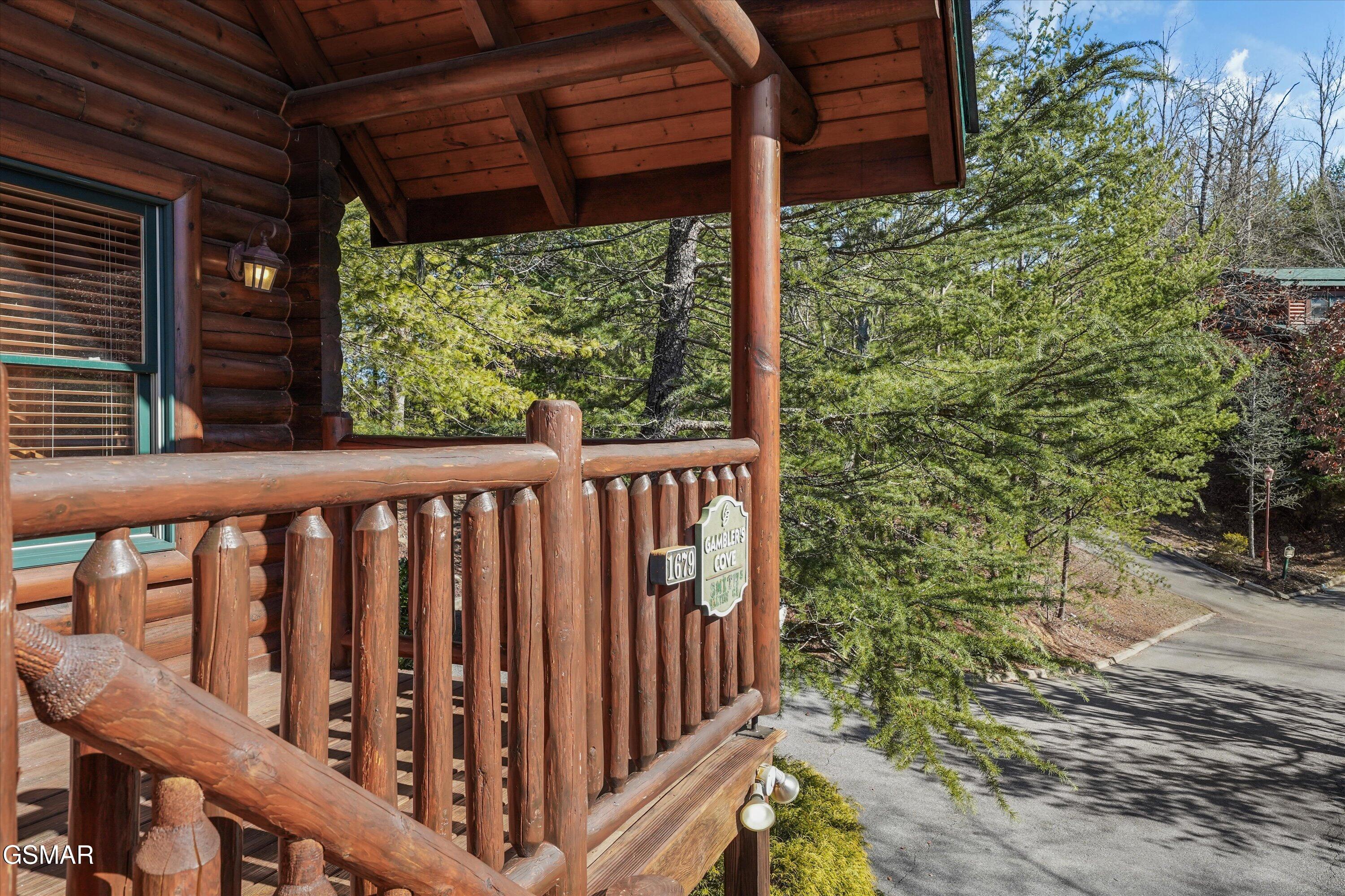 1679 Mountain Lodge Way Pigeon Forge TN 37862