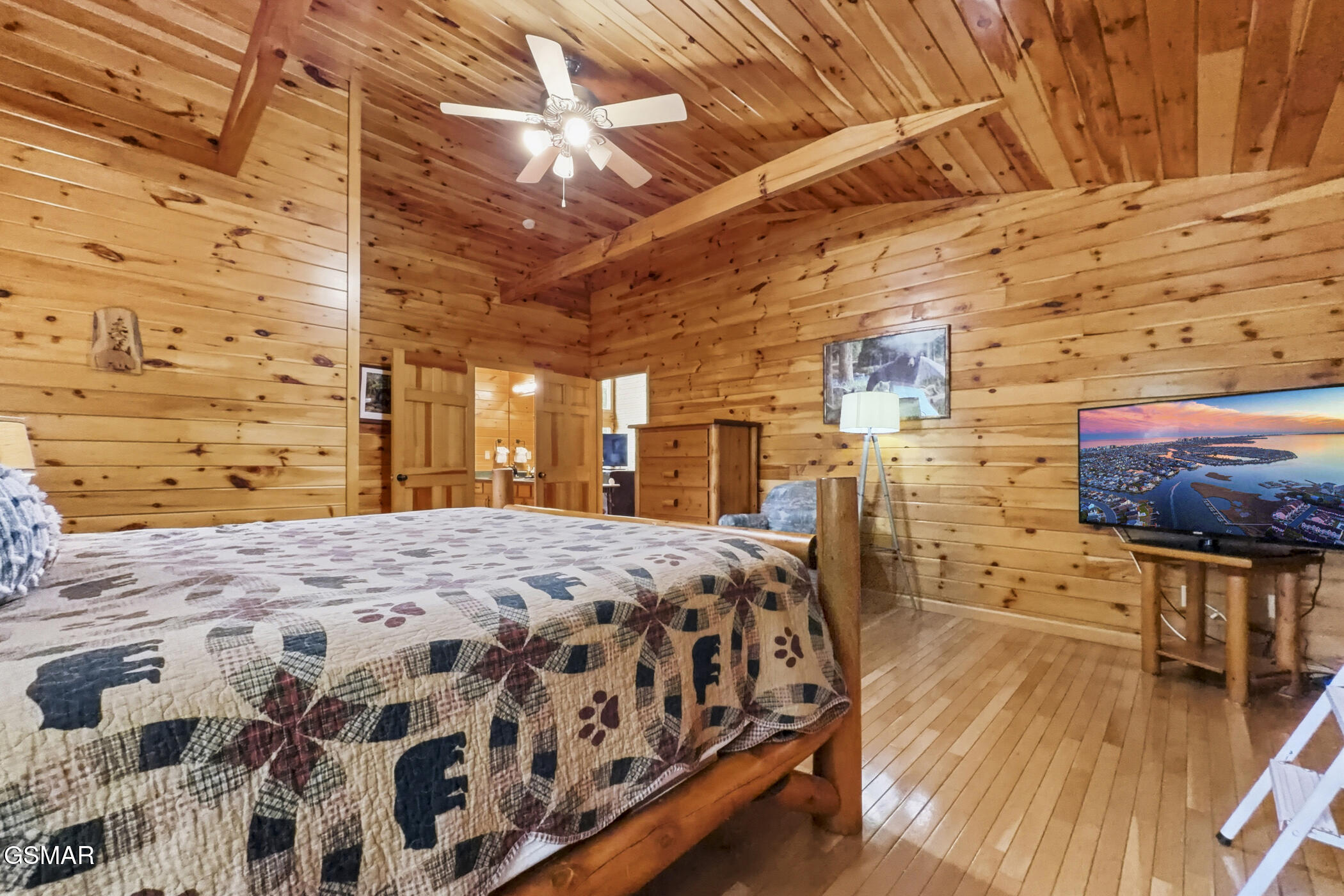 817 Sunshine Trail Gatlinburg TN 37738