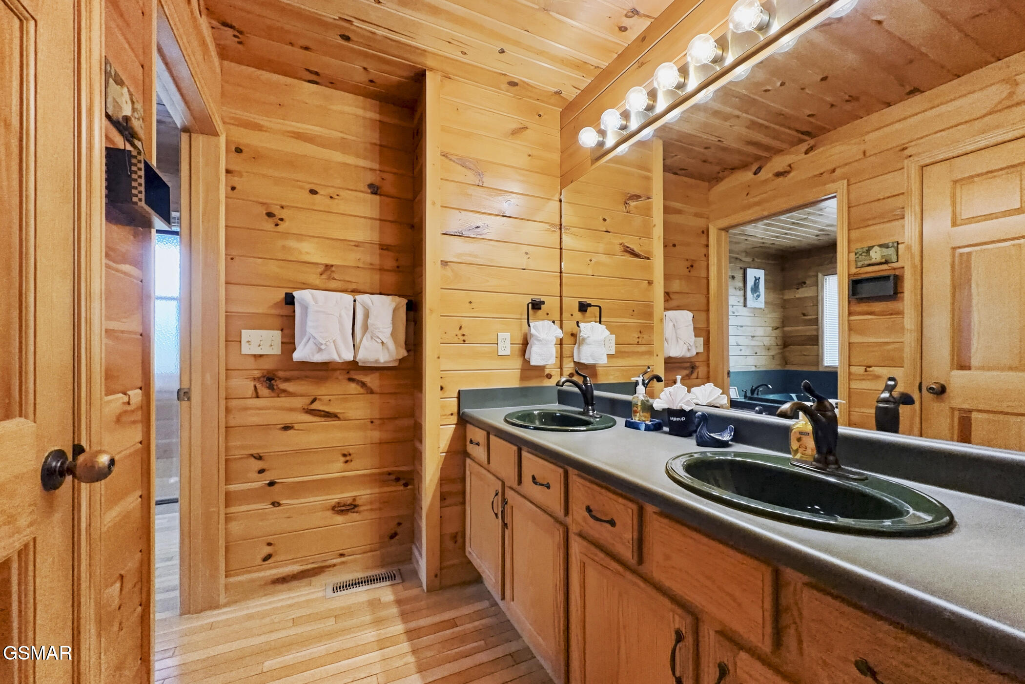 817 Sunshine Trail Gatlinburg TN 37738