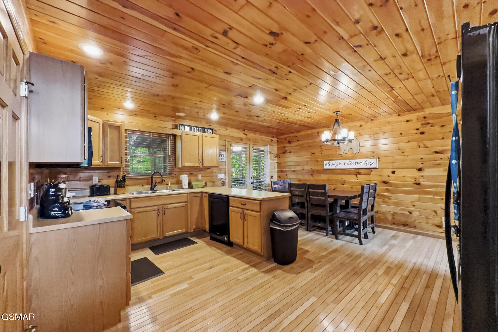 817 Sunshine Trail Gatlinburg TN 37738